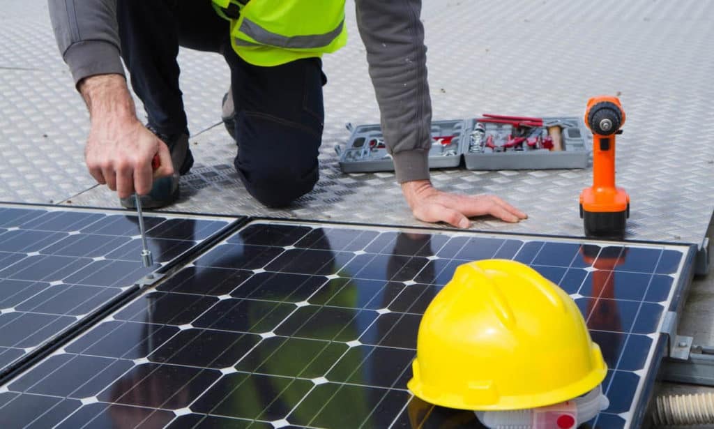 How to Become a Solar Panel Installer