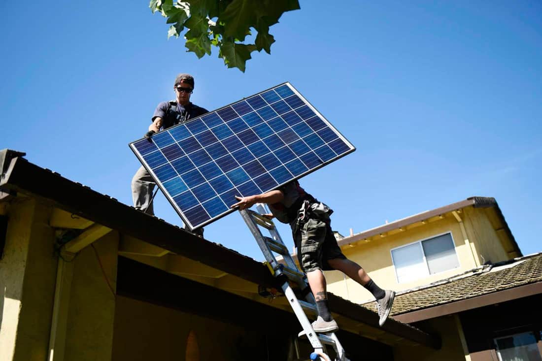 Installing Solar Panels in Portland,