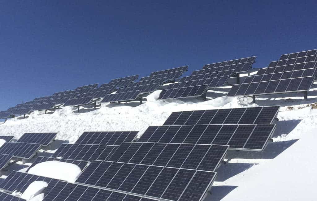 Keep Snow Off Solar Panels
